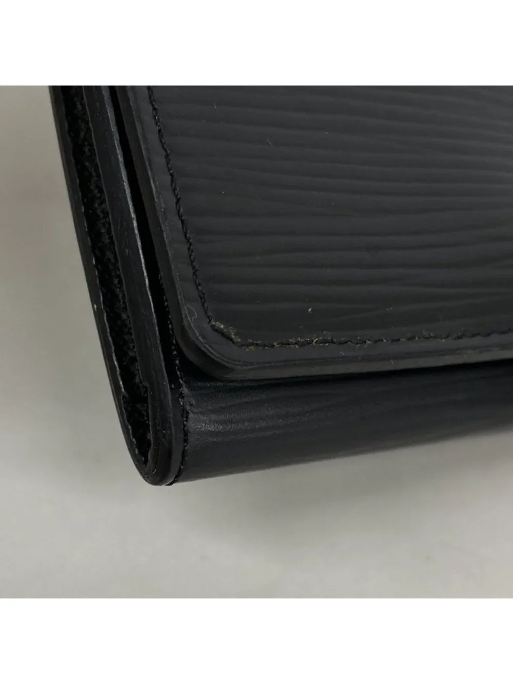Louis Vuitton Card Case Epi Anvelopecarte de Visite Noir